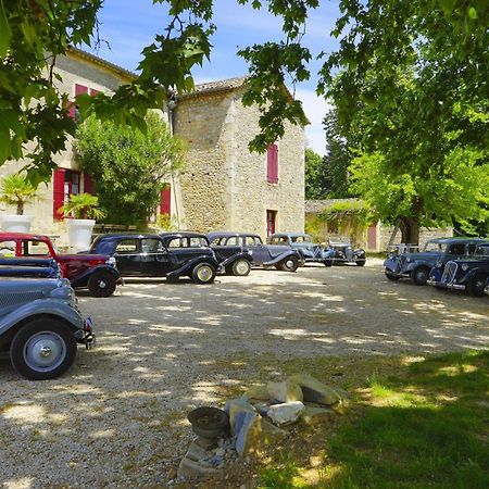 Gites Du Domaine Des Dames Vallon-Pont-dʼArc Exterior foto